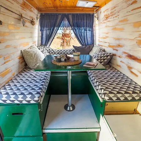 Campervans * אל מדאנו