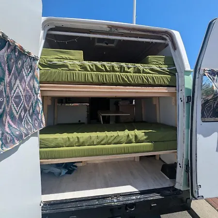 Campervans 营地 *