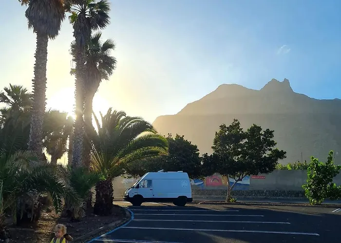 Campervans Campsite *