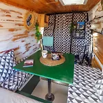 Campervans 营地 *
