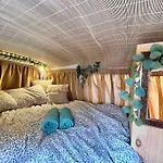 Campervans キャンプ場