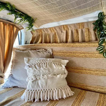 Camping Campervans